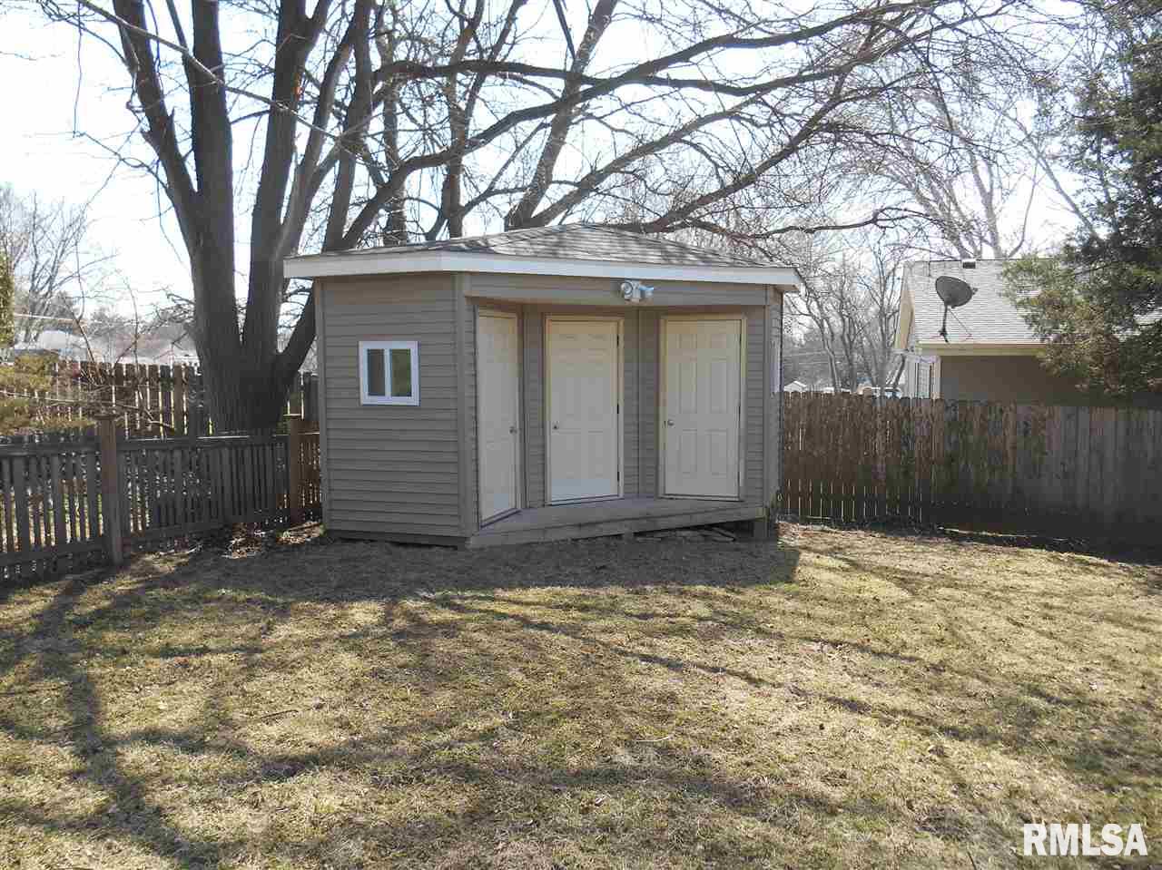 3463 Moencks Road Bettendorf, IA 52722 - Photo 16 of 16 Gallery Image 16
