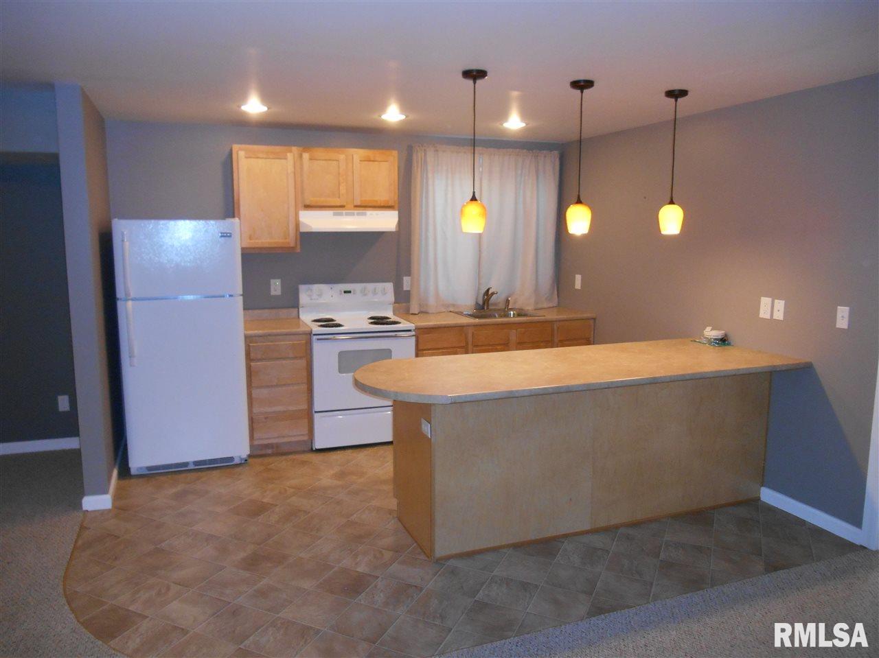 3463 Moencks Road Bettendorf, IA 52722 - Photo 7 of 16 Gallery Image 7