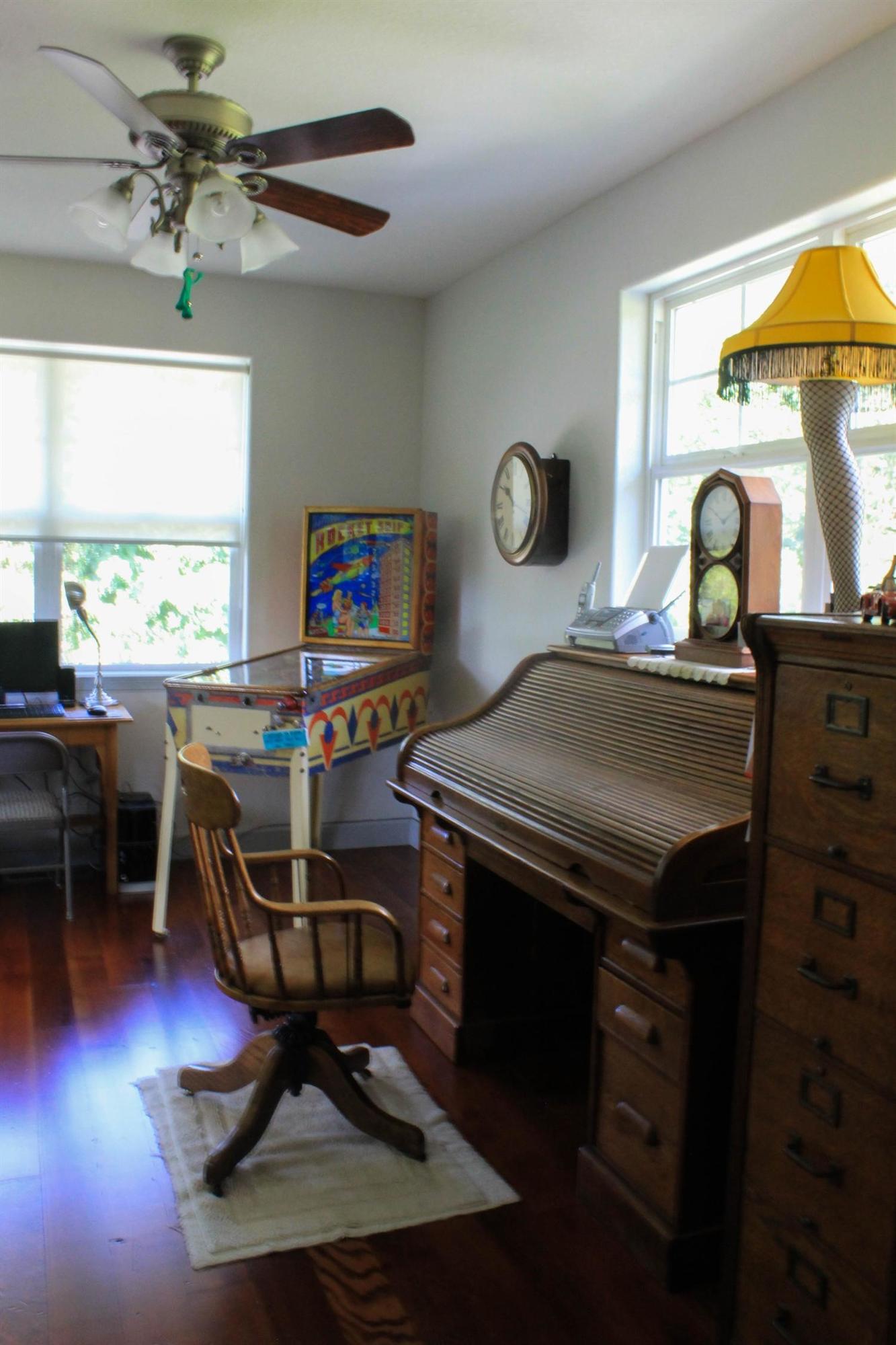 8450 New Hope Road Grants Pass, OR 97527 - Photo 23 of 35 Gallery Image 23