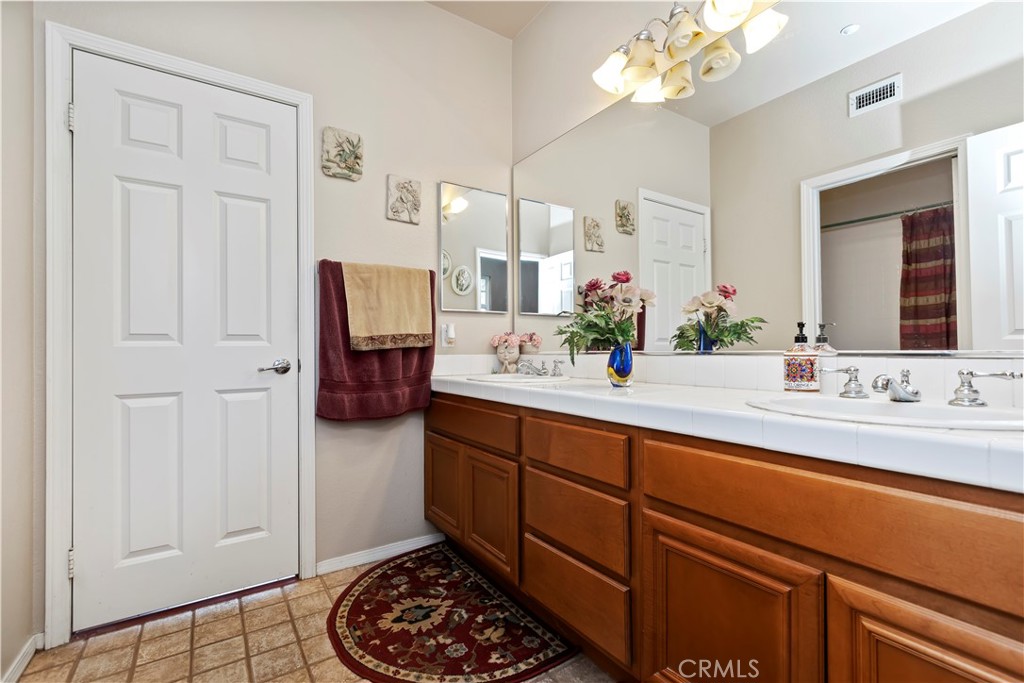 7475 Misty View Place Riverside, CA 92506 - Photo 15 of 27