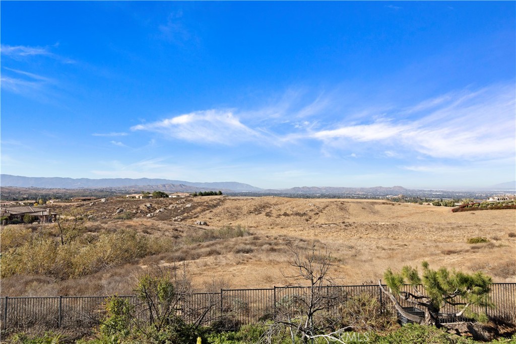 7475 Misty View Place Riverside, CA 92506 - Photo 20 of 27
