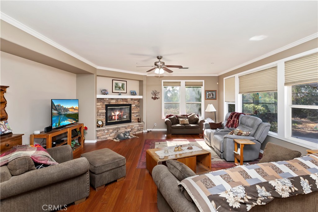 7475 Misty View Place Riverside, CA 92506 - Photo 9 of 27