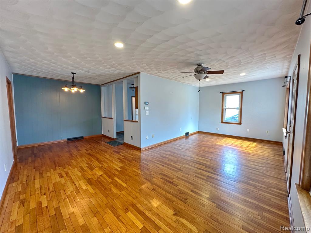 6430 Bishop Road Lansing, MI 48911 - Photo 6 of 19 Gallery Image 6