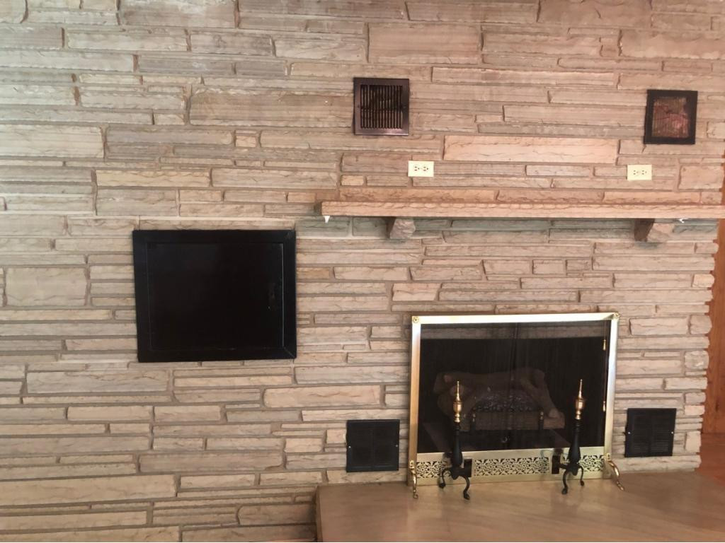 488 Lowell Stalcup Road Butler, TN 37640 - Photo 18 of 34 GAS FIREPLACE IN DINING ROOM