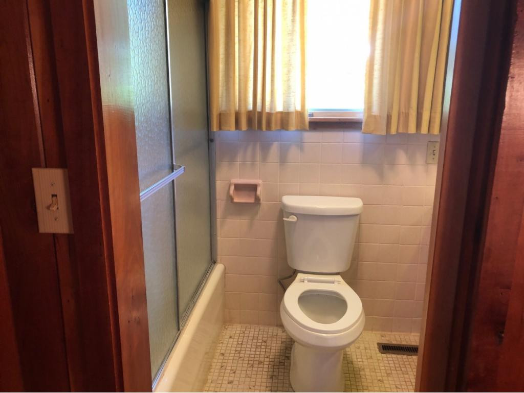 488 Lowell Stalcup Road Butler, TN 37640 - Photo 32 of 34 MASTER BATH