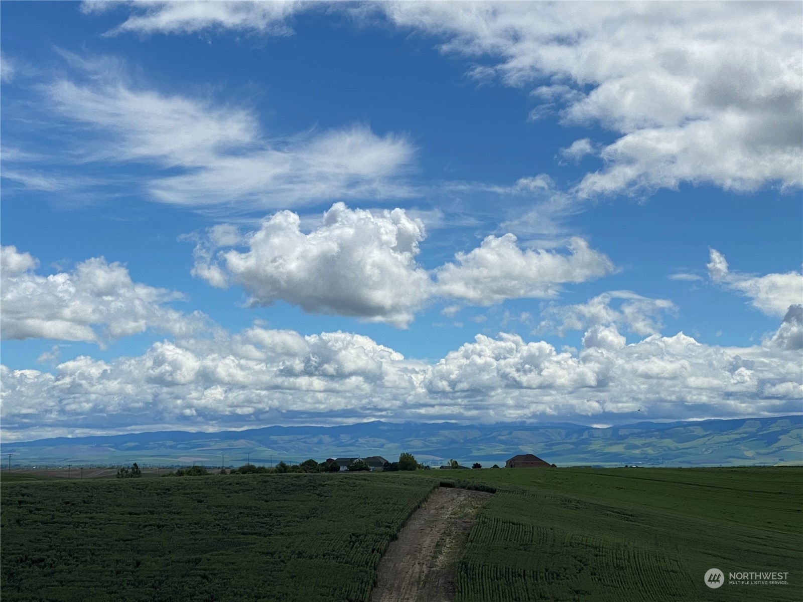 0 Locher Road Touchet, WA 99360 - Photo 1 of 1 a view of a city with lots of green space