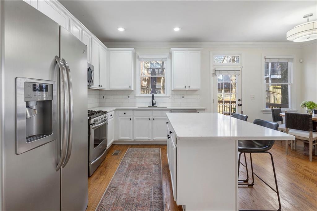 2137 Adams Overlook Northwest Atlanta, GA 30318 - Photo 16 of 53