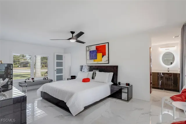 $759,000 | 1026 South Town And River Drive, Fort Myers, FL 33919