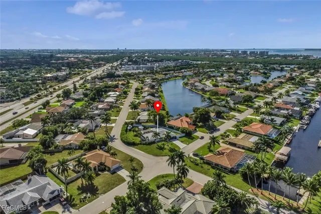 $759,000 | 1026 South Town And River Drive, Fort Myers, FL 33919