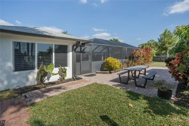 $759,000 | 1026 South Town And River Drive, Fort Myers, FL 33919