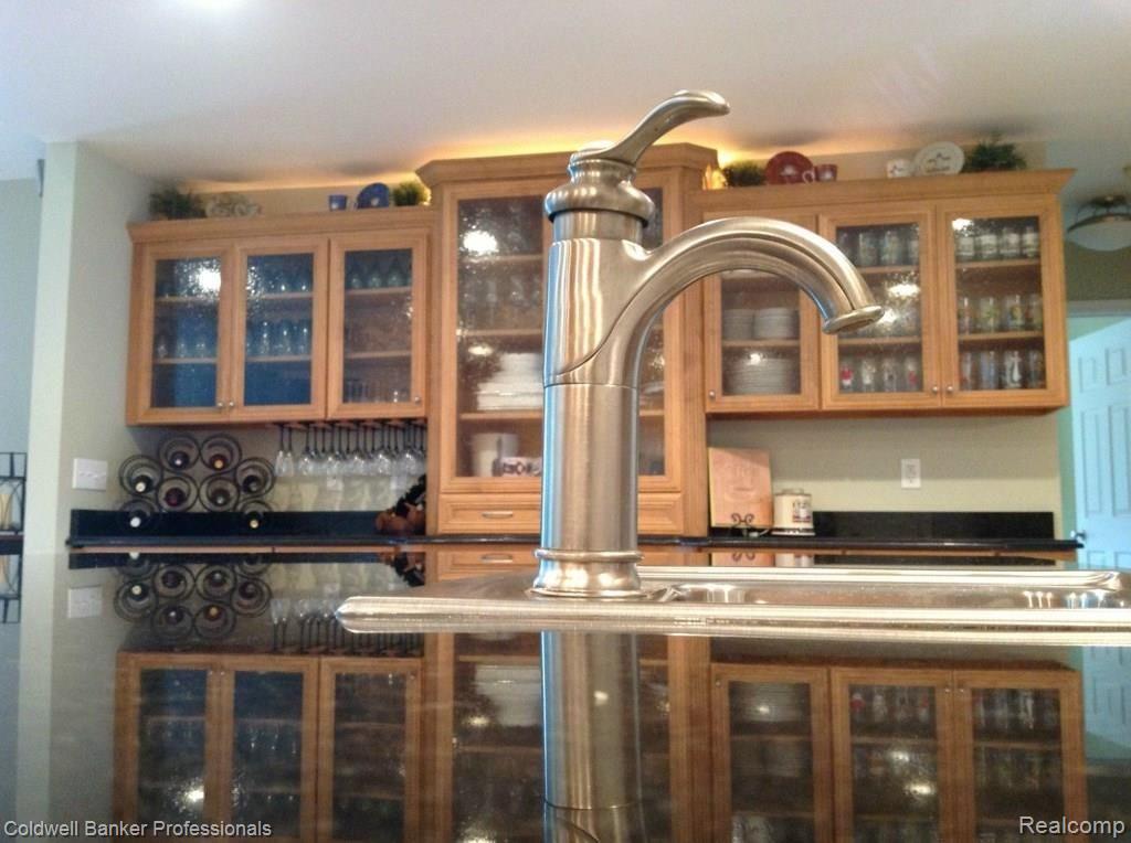 13294 North Horrell Road Fenton, MI 48430 - Photo 5 of 58