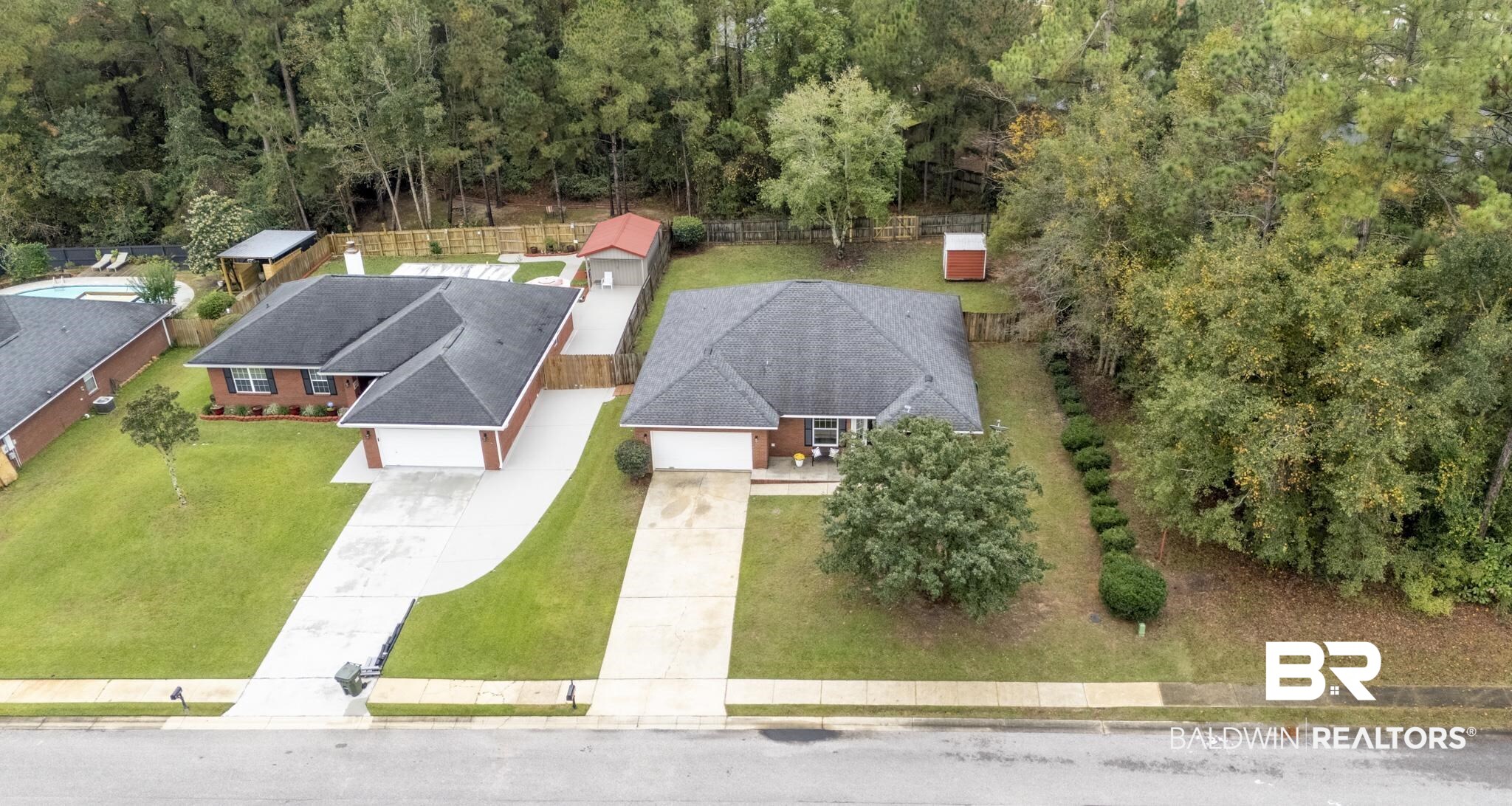 11648 Balsam Court Daphne, AL 36527 - Photo 2 of 32