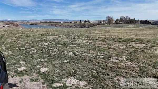 $250,000 | Lot 13 South Bay Place, American Falls, ID 83211