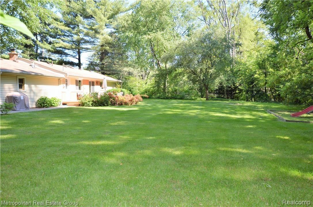 Huge Backyard for Entertaining or Relaxing