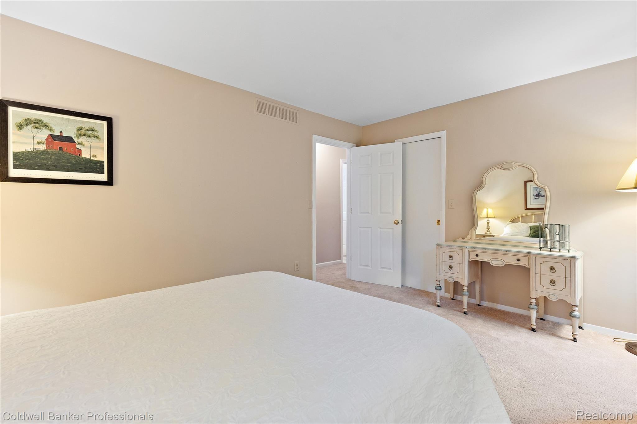 1288 Barneswood Lane Rochester, MI 48306 - Photo 43 of 49 1288 Barneswood Ln-43.jpg