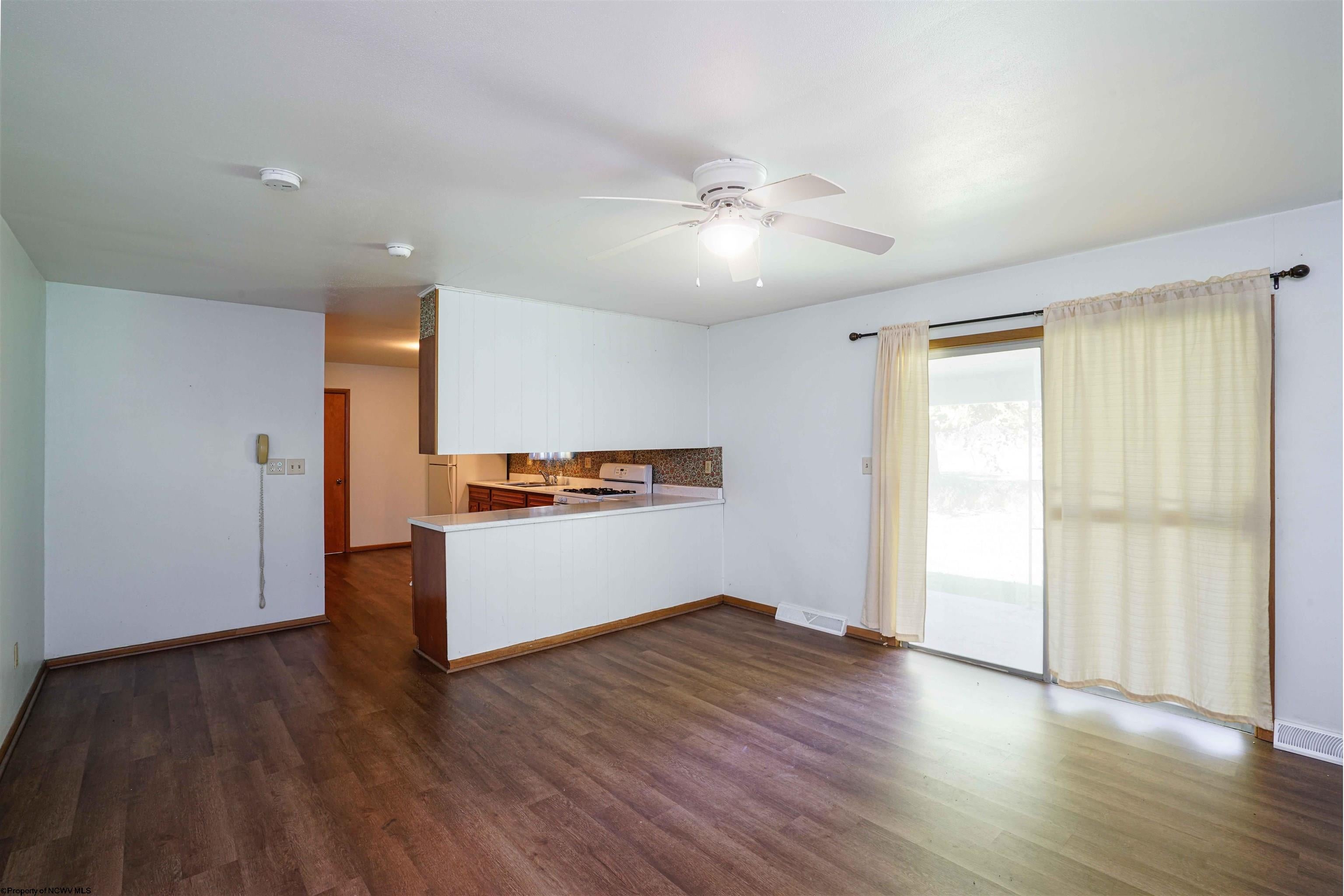 4318 Big Flint Road West Union, WV 26456 - Photo 5 of 23 Gallery Image 5