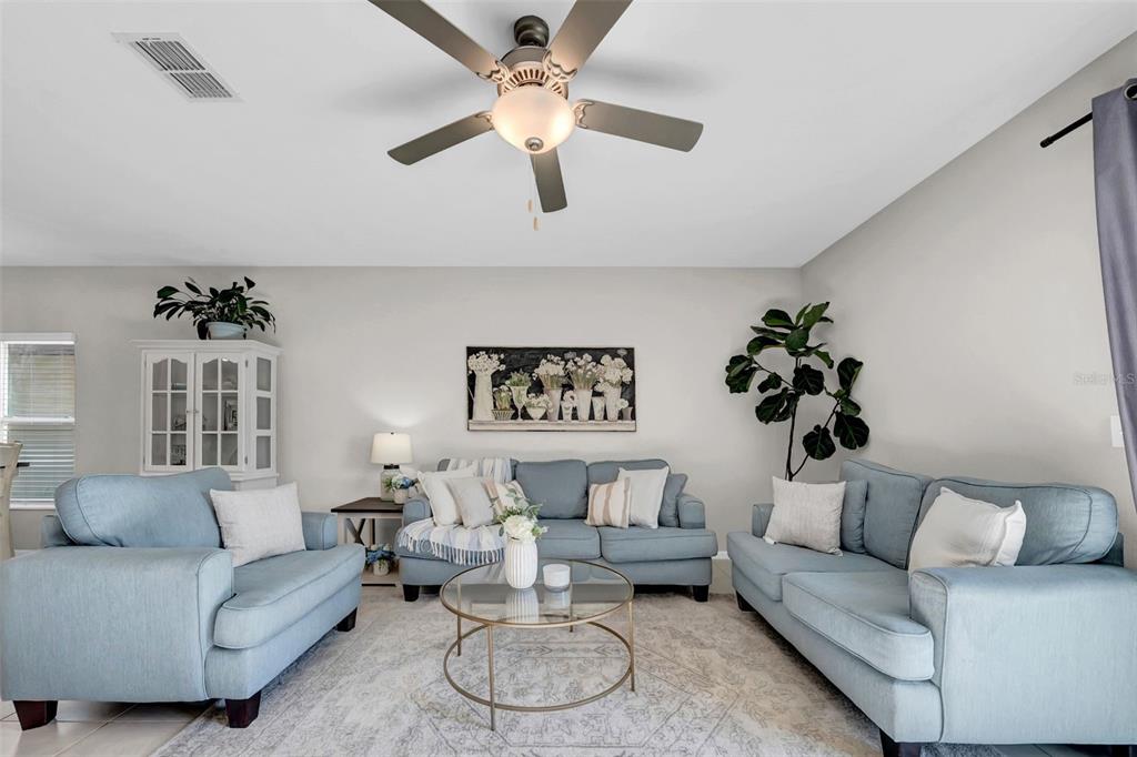 31440 Barrel Wave Way Wesley Chapel, FL 33545 - Photo 3 of 73