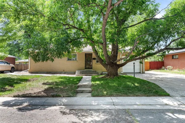 $593,000 | 6421 Iris Court, Arvada, CO 80004