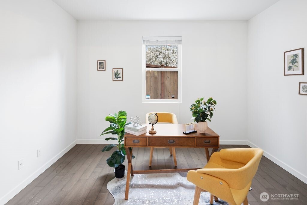 16431 Sylvester Road Southwest Burien, WA 98166 - Photo 12 of 32