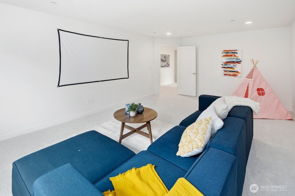 16431 Sylvester Road Southwest Burien, WA 98166 - Photo 17 of 32