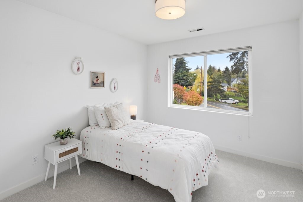 16431 Sylvester Road Southwest Burien, WA 98166 - Photo 24 of 32