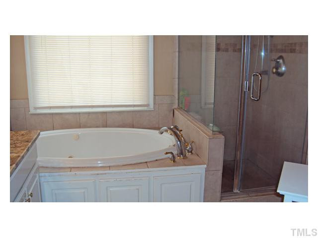 9000 Hemingwood Court Raleigh, NC 27613 - Photo 13 of 14 Photo 13