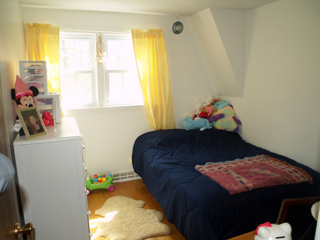 9 Wagontrail Road Chelmsford, MA 01824 - Photo 13 of 17 Gallery Image 13