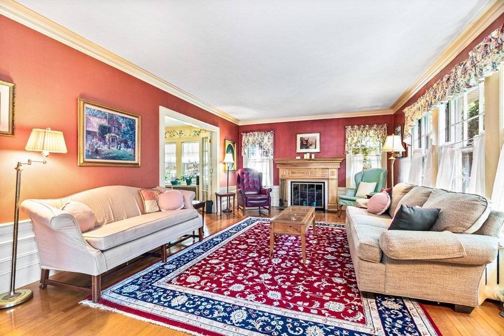 25 Briarfield Road Milton, MA 02186 - Photo 8 of 41 Gallery Image 8