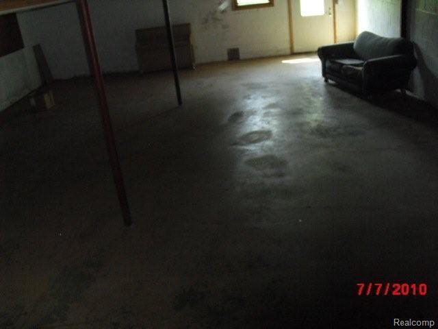2262 Miller Road Metamora, MI 48455 - Photo 7 of 12 262 Miller (14)
