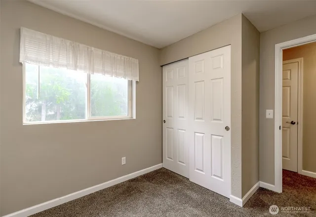 $324,950 | 3939 10th Street Southeast, Unit G3, Puyallup, WA 98374