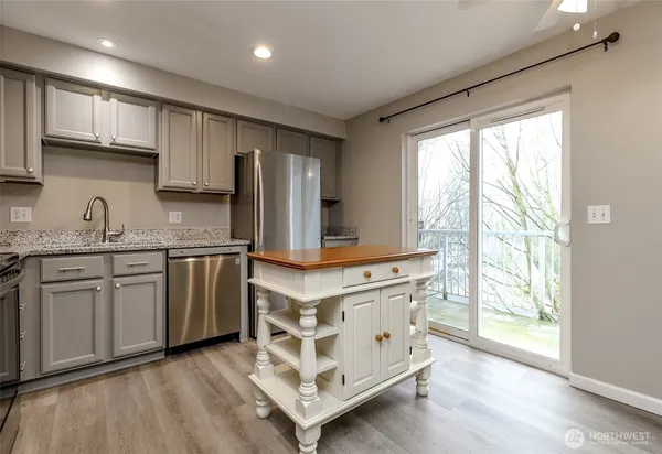 $317,950 | 3939 10th Street Southeast, Unit G3, Puyallup, WA 98374