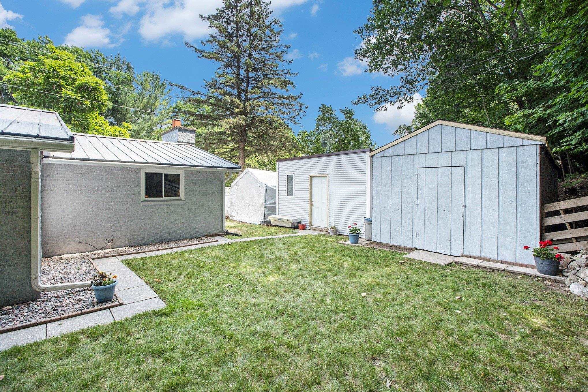 4184 Holiday Road Traverse City, MI 49686 - Photo 26 of 29