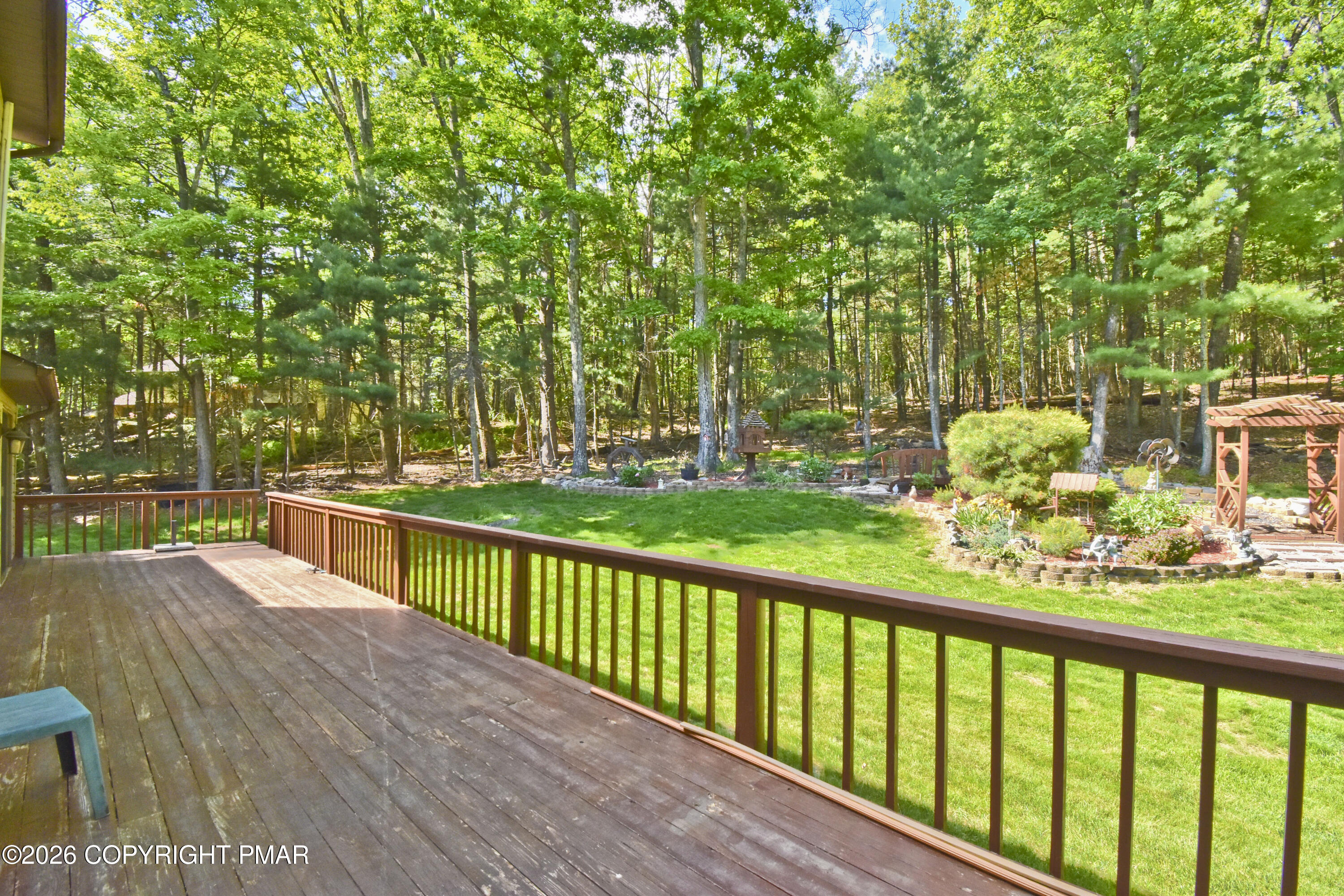 1220 Kroucher Road Stroudsburg, PA 18360 - Photo 37 of 57 13 Deck (1)
