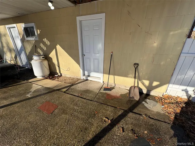 a view of a floor plan