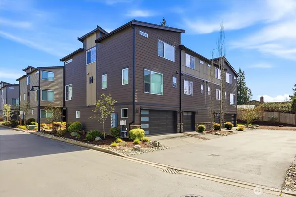 $628,800 | 14913 48th Avenue West, Unit N2, Edmonds, WA 98026