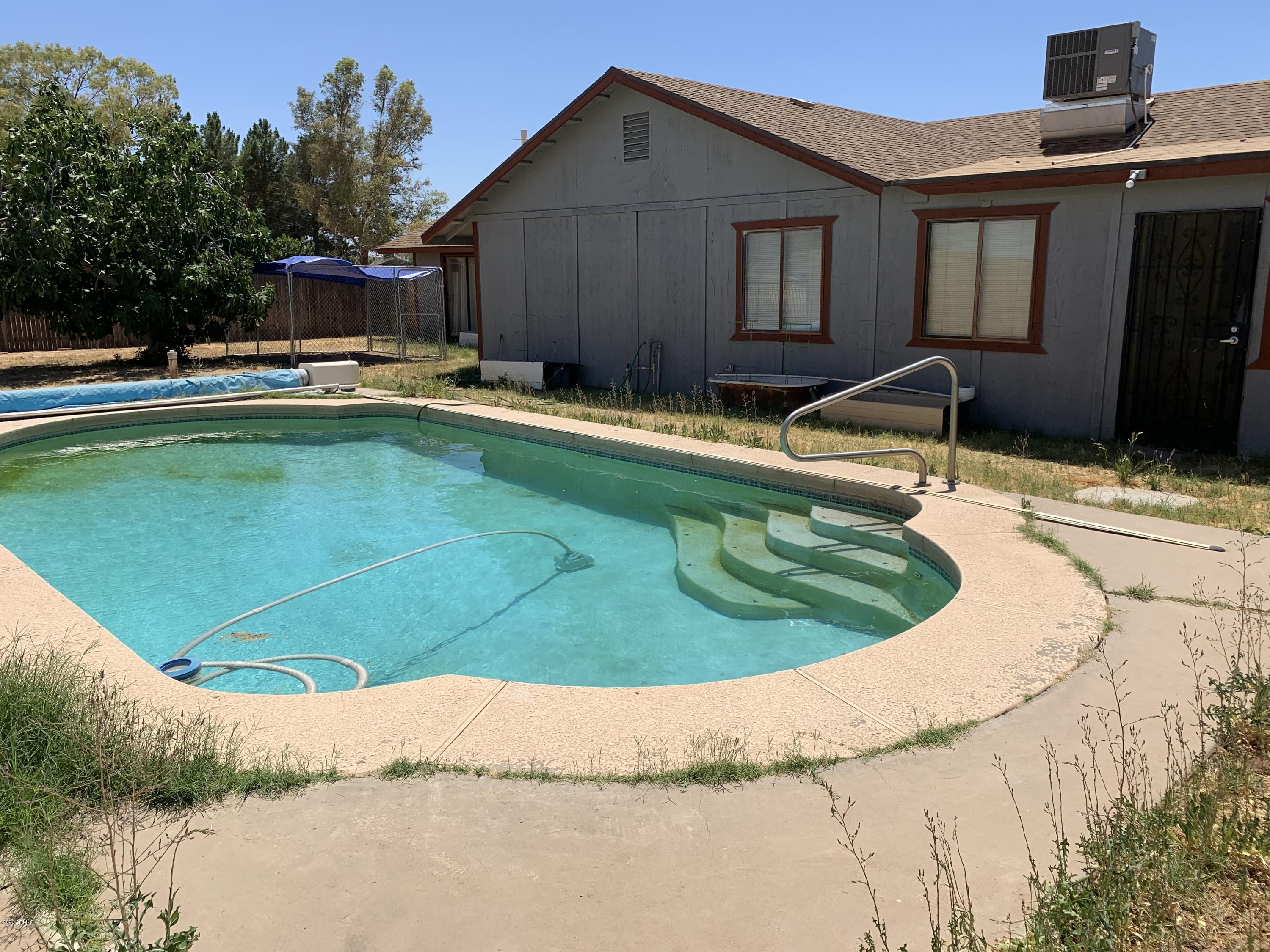 43651 North Jackrabbit Road San Tan Valley, AZ 85140 - Photo 15 of 42 Pool steps with Railing