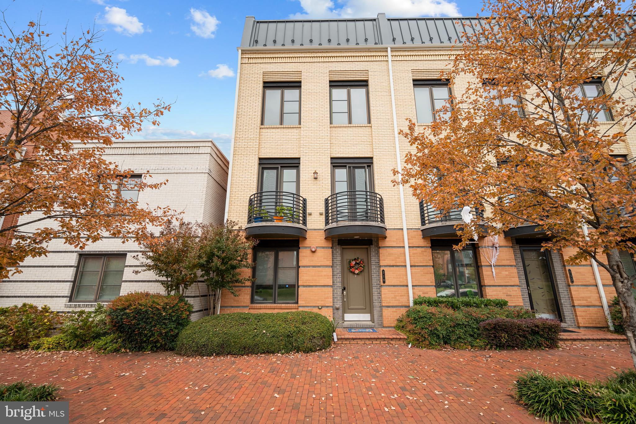 710 East Howell Avenue Alexandria, VA 22301 - Photo 37 of 43 a front view of a house with a yard