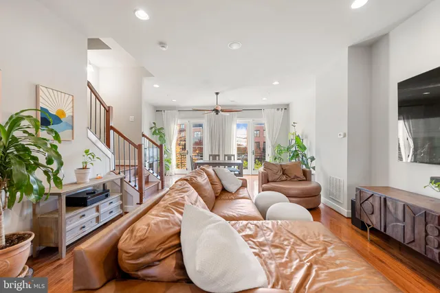 $6,500 | 710 East Howell Avenue, Alexandria, VA 22301