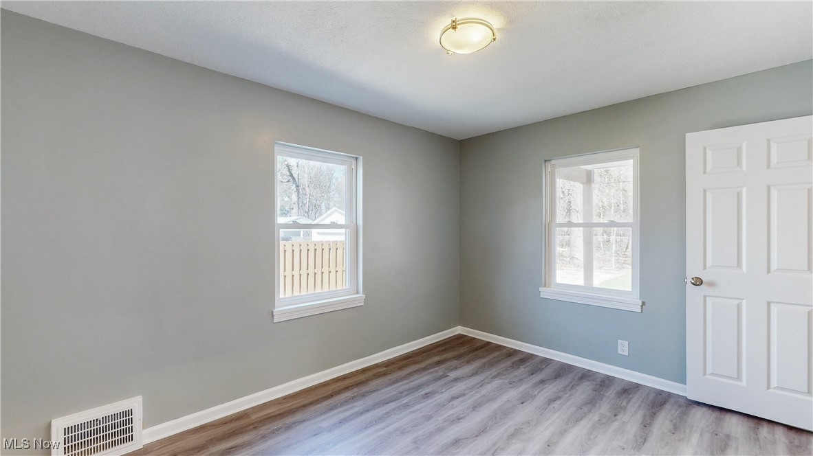 3318 Hearthstone Road Cleveland, OH 44134 - Photo 27 of 35 Upstairs bedroom
