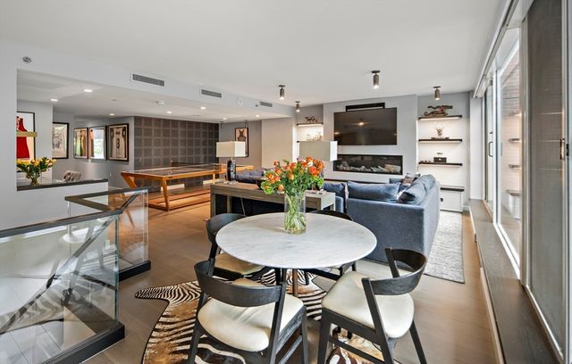 $5,950,000 | 975 Memorial Drive, Unit 211, Cambridge, MA 02138