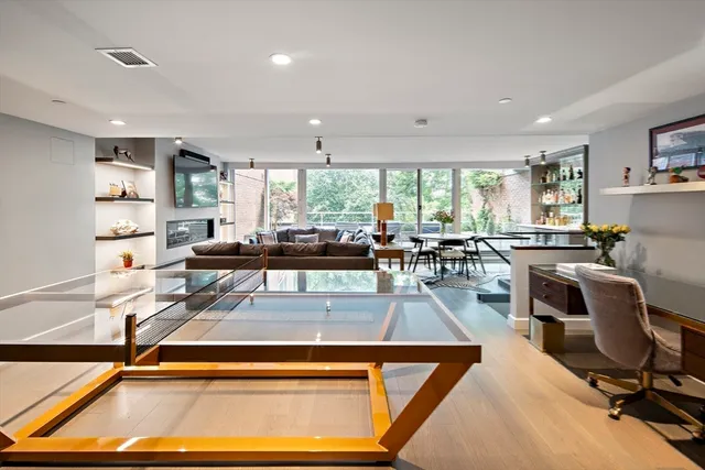 $5,950,000 | 975 Memorial Drive, Unit 211, Cambridge, MA 02138