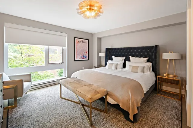 $5,950,000 | 975 Memorial Drive, Unit 211, Cambridge, MA 02138