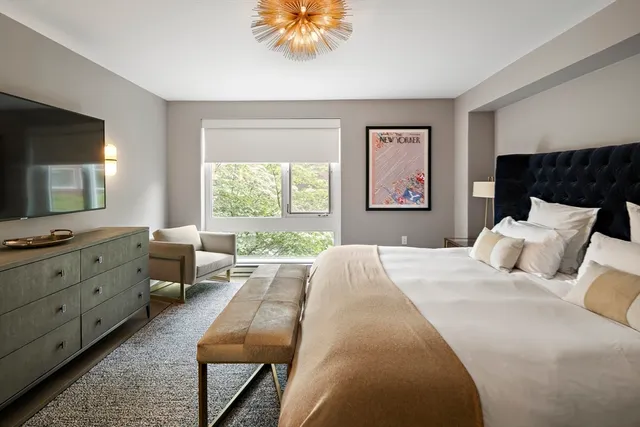 $5,950,000 | 975 Memorial Drive, Unit 211, Cambridge, MA 02138