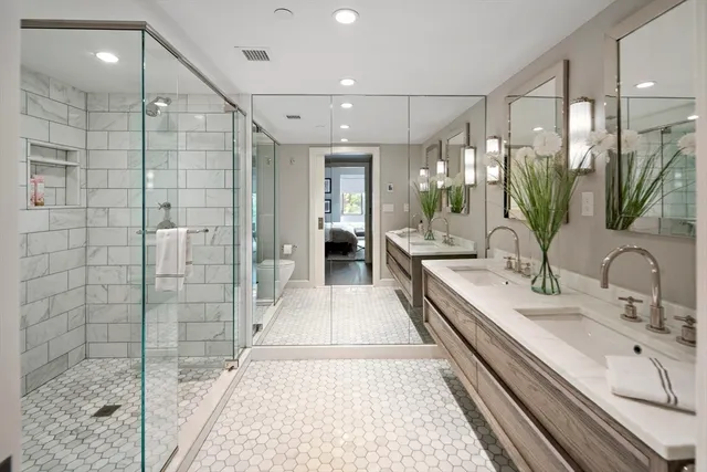 $5,950,000 | 975 Memorial Drive, Unit 211, Cambridge, MA 02138