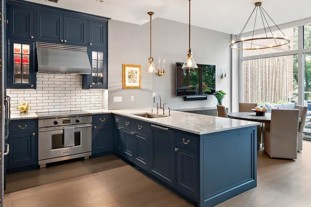 $5,950,000 | 975 Memorial Drive, Unit 211, Cambridge, MA 02138