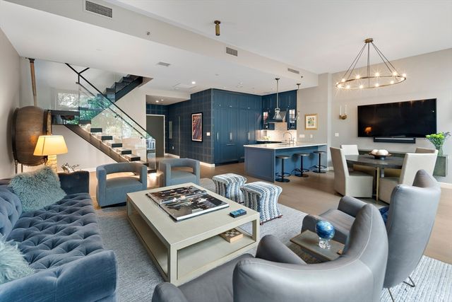 $5,950,000 | 975 Memorial Drive, Unit 211, Cambridge, MA 02138