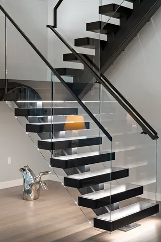 $5,950,000 | 975 Memorial Drive, Unit 211, Cambridge, MA 02138