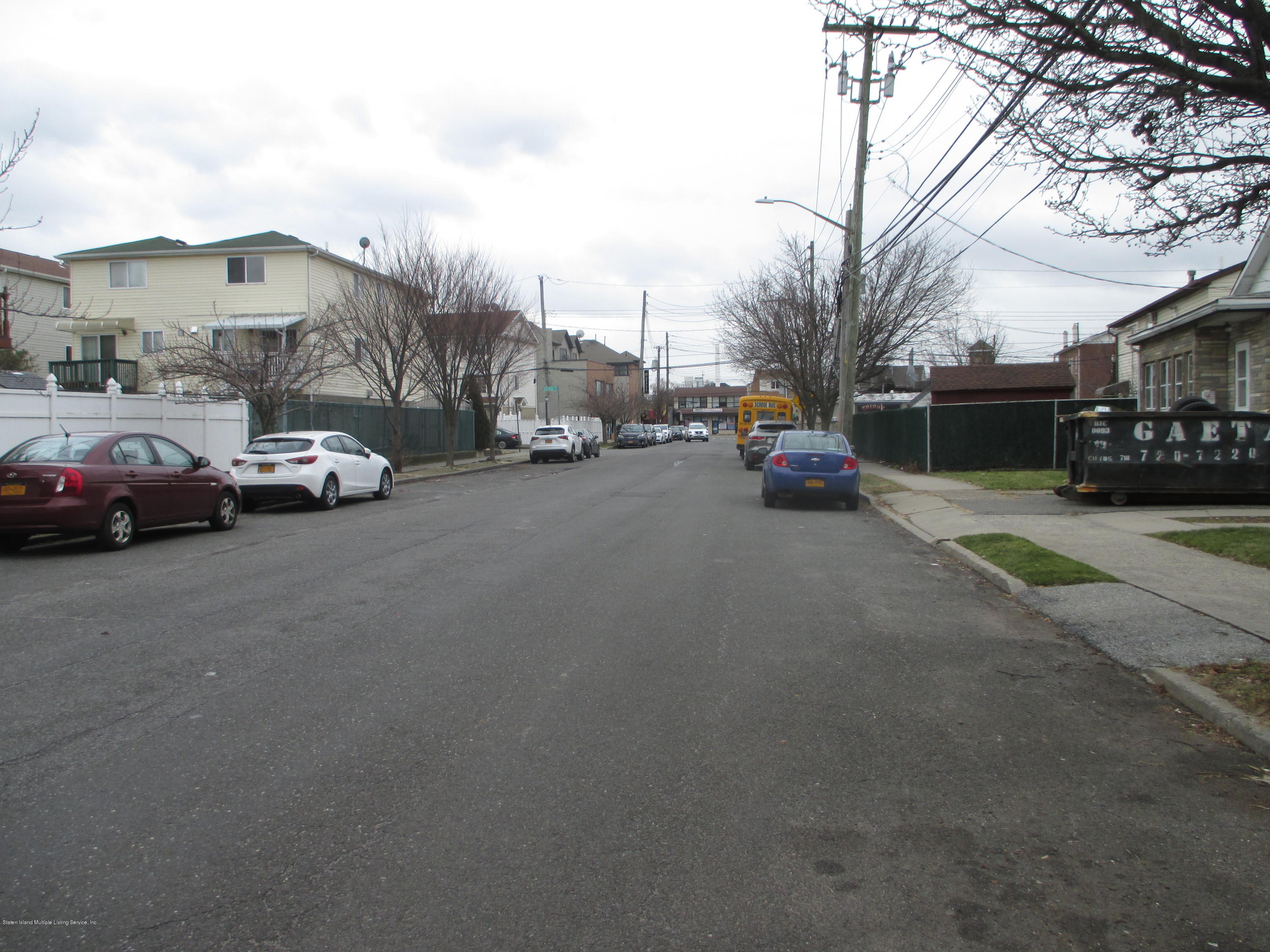 153 Robin Road Staten Island, NY 10305 - Photo 5 of 8 IMG_6685