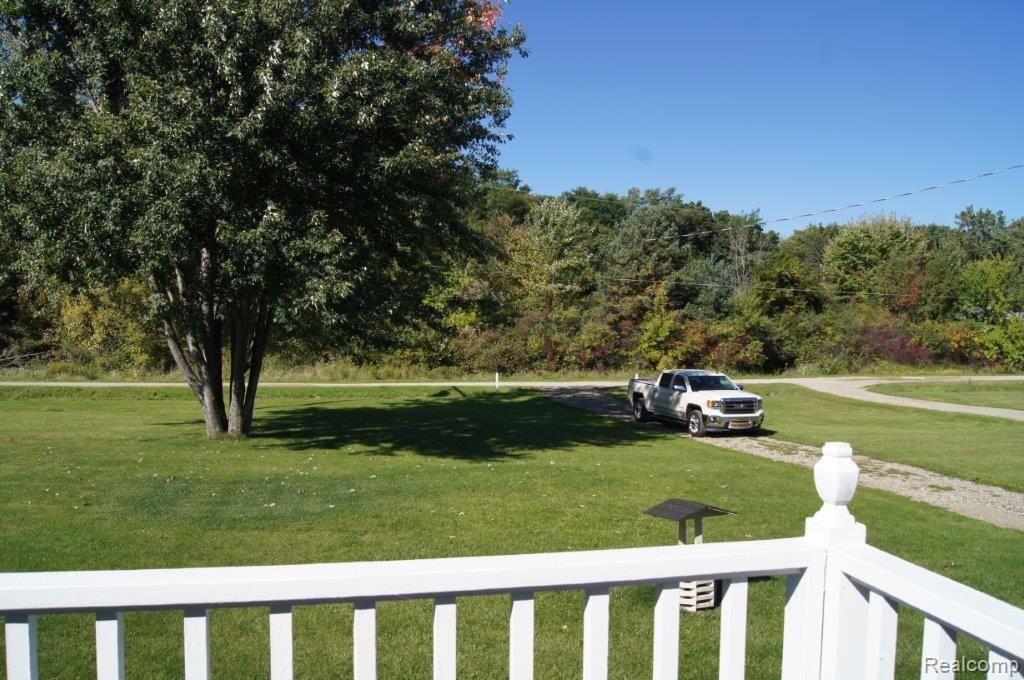 3879 Lippincott Road Lapeer, MI 48446 - Photo 3 of 22 3879 Lippincott 011.jpg