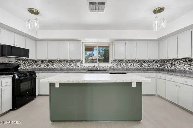 $297,500 | 5129 Temple Court, El Paso, TX 79924